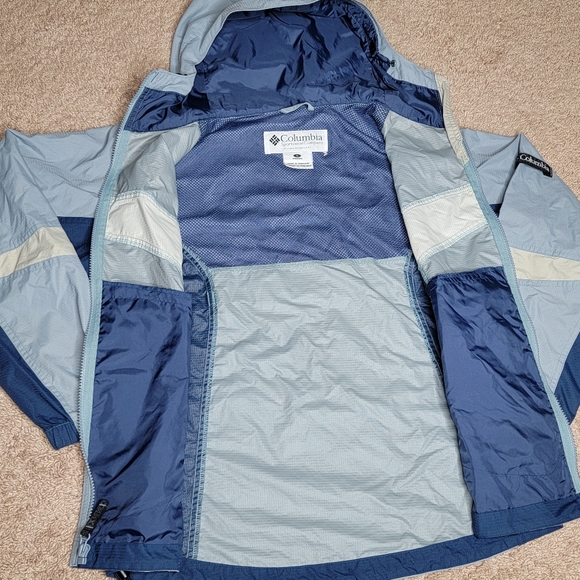 Columbia Navy Windbreaker (S) - Picture 2 of 5
